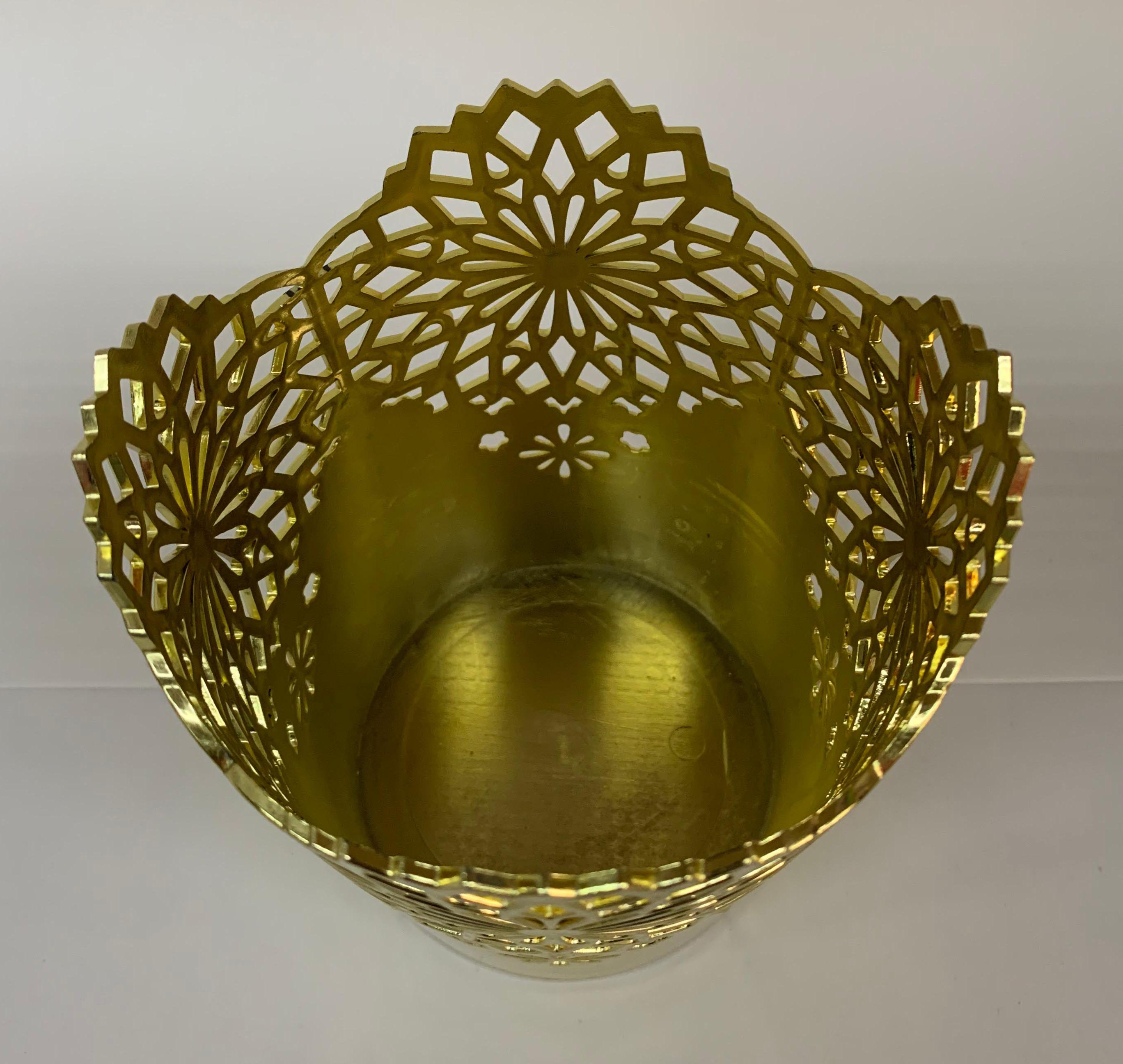 Cachepot Dourado 13x14,5x9,7cm nas Lojas Matsumoto